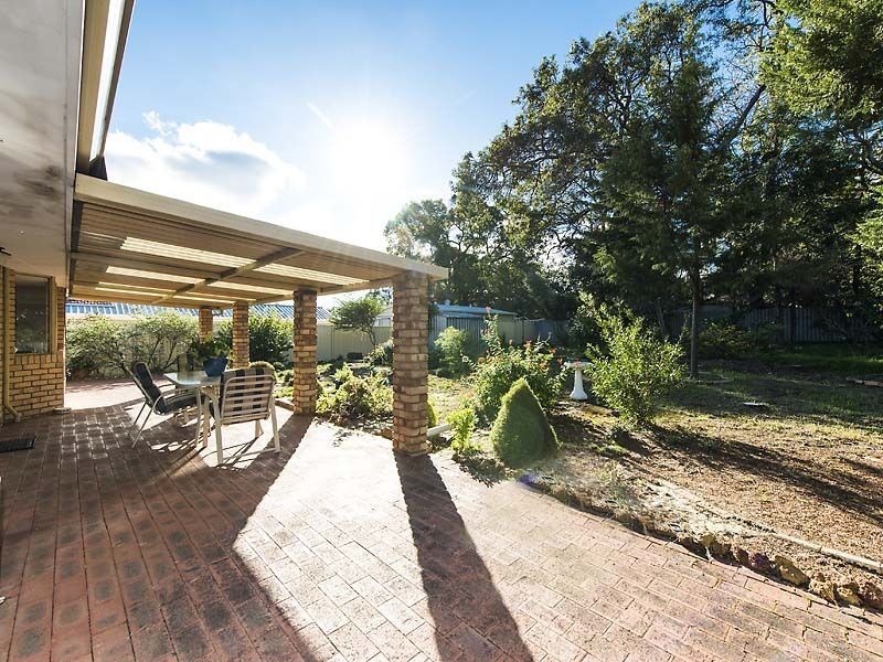 22 Blamire Road, Kalamunda WA 6076