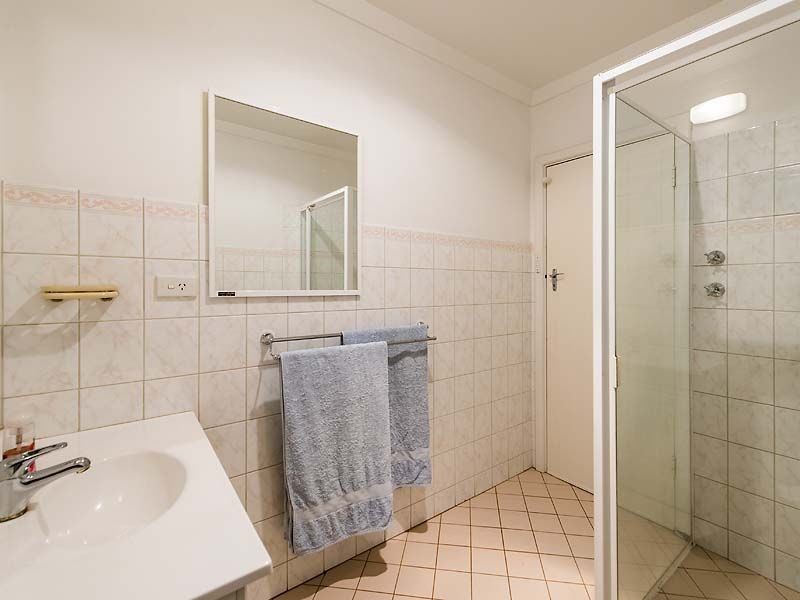 18 Blamire Road, Kalamunda WA 6076