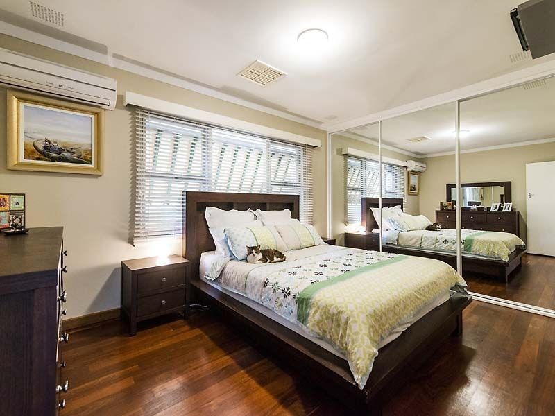 18 Blamire Road, Kalamunda WA 6076