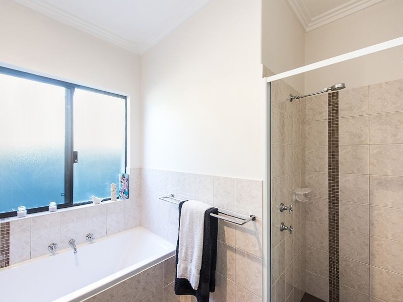 2A Bandalong Way, High Wycombe WA 6057