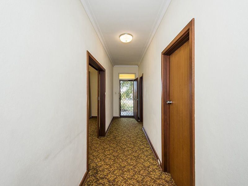 39 Wittenoom Road, High Wycombe WA 6057