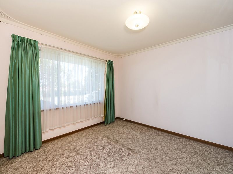 39 Wittenoom Road, High Wycombe WA 6057