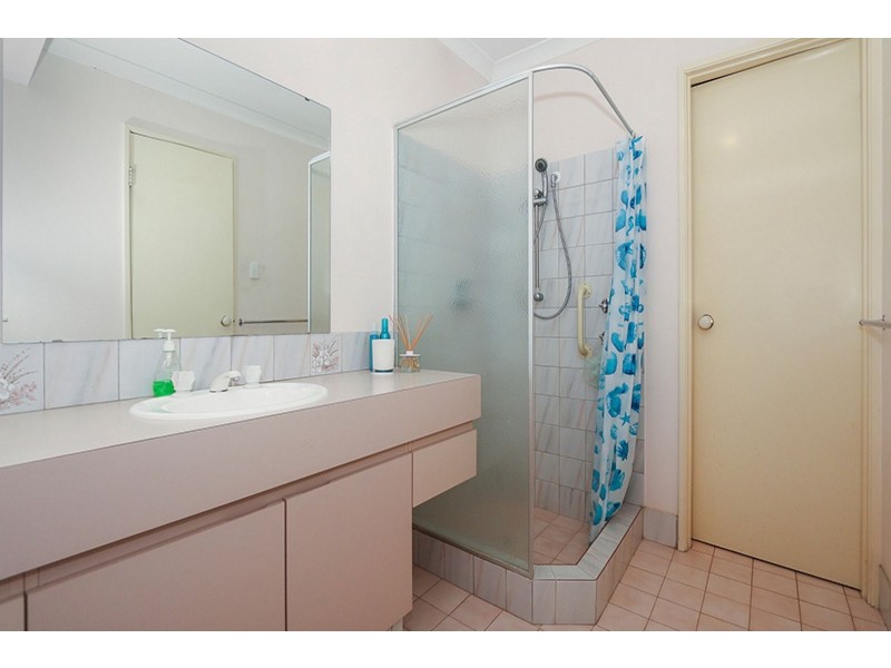 14 Brentwood Road, Wattle Grove WA 6107