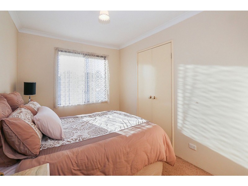 14 Brentwood Road, Wattle Grove WA 6107