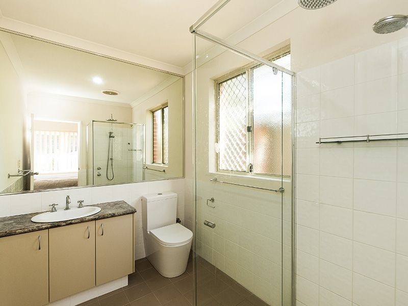 1A Boonooloo Court, Kalamunda WA 6076