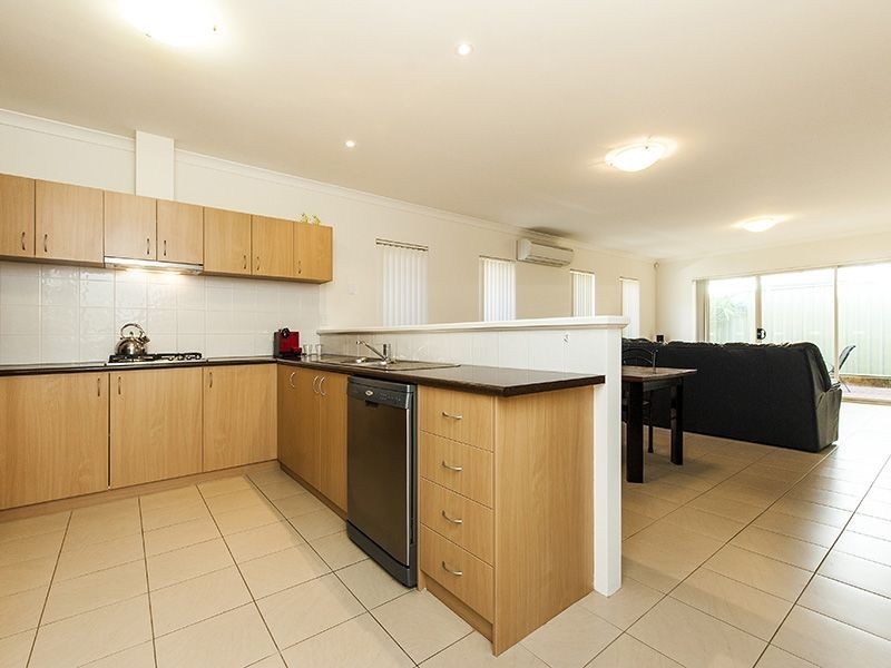 1A Boonooloo Court, Kalamunda WA 6076