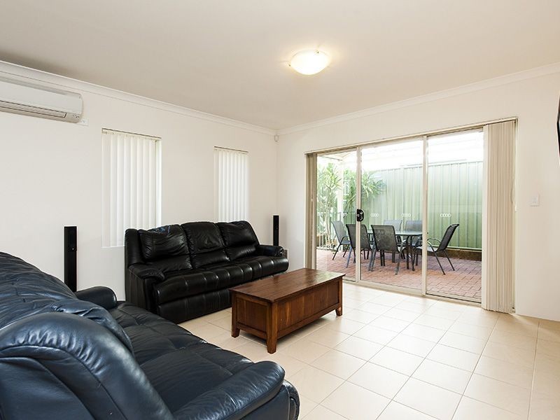 1A Boonooloo Court, Kalamunda WA 6076