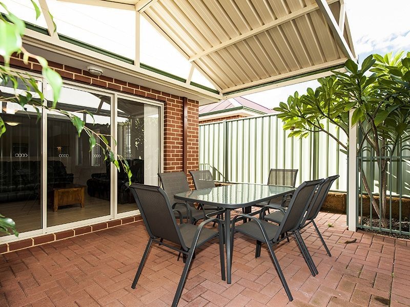 1A Boonooloo Court, Kalamunda WA 6076