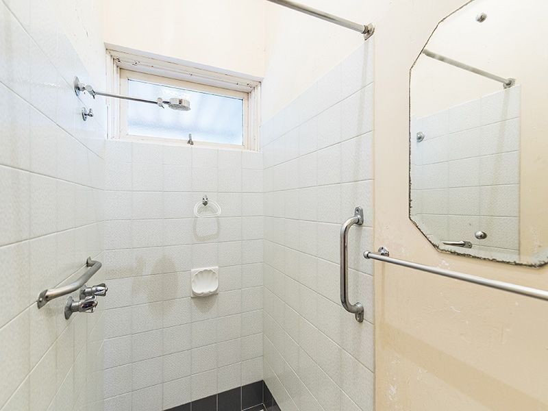 17 Hume Road, High Wycombe WA 6057