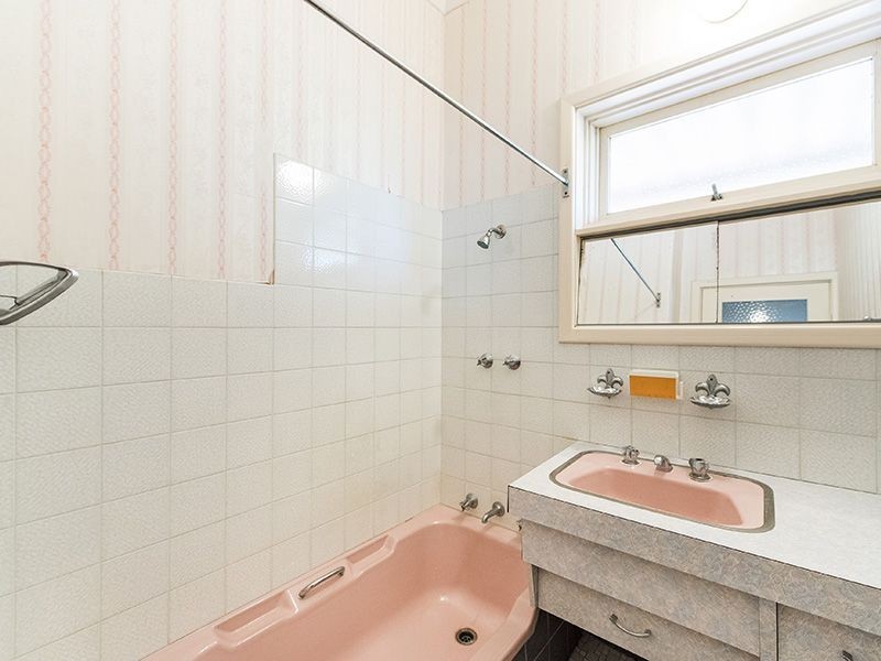 17 Hume Road, High Wycombe WA 6057