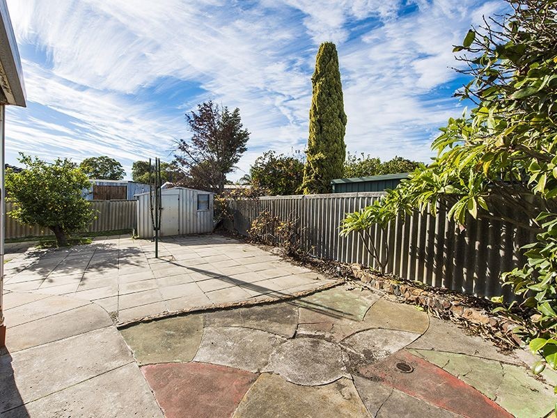 17 Hume Road, High Wycombe WA 6057