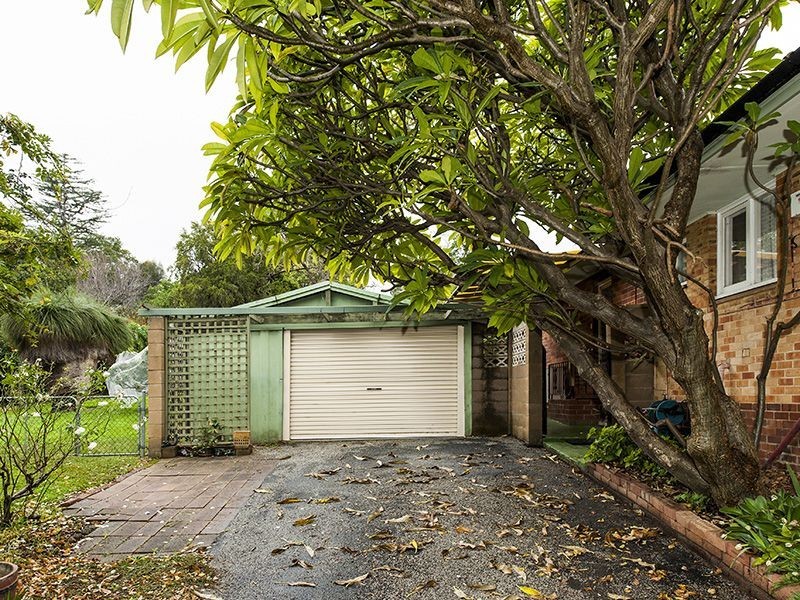 140 Kalamunda Road, Gooseberry Hill WA 6076