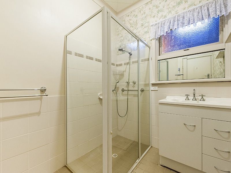 140 Kalamunda Road, Gooseberry Hill WA 6076