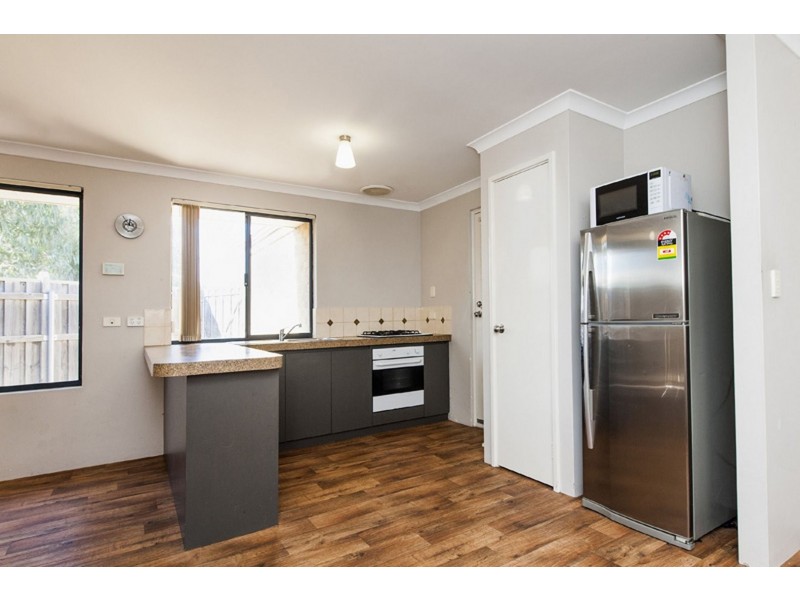 7 Clover Way, Ellenbrook WA 6069