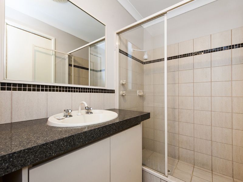 7 Clover Way, Ellenbrook WA 6069