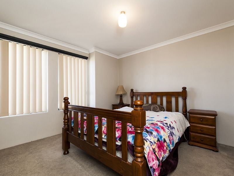 7 Clover Way, Ellenbrook WA 6069