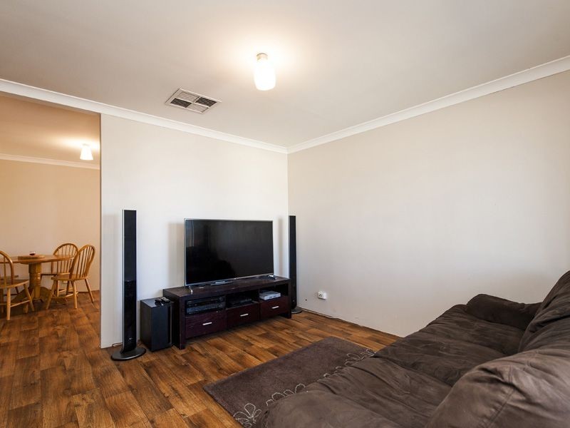 7 Clover Way, Ellenbrook WA 6069