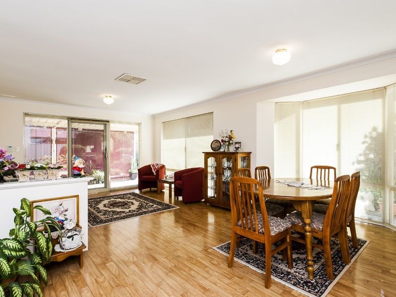 2 Quenda Close, High Wycombe WA 6057