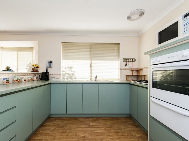 2 Quenda Close, High Wycombe WA 6057