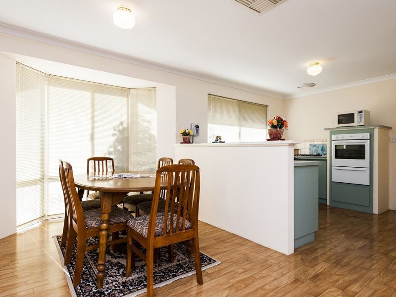 2 Quenda Close, High Wycombe WA 6057