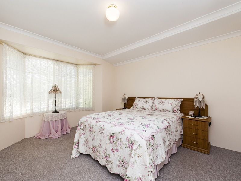 2 Quenda Close, High Wycombe WA 6057