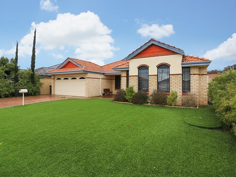 5 Jordan Place, Wattle Grove WA 6107