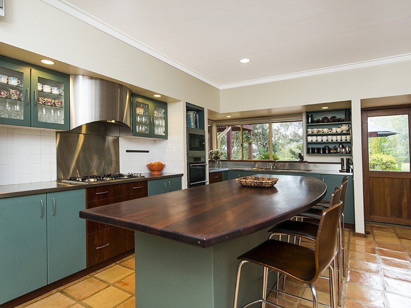 34 John Farrant Drive, Gooseberry Hill WA 6076