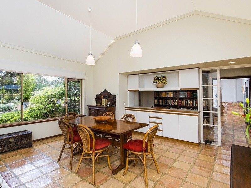 34 John Farrant Drive, Gooseberry Hill WA 6076