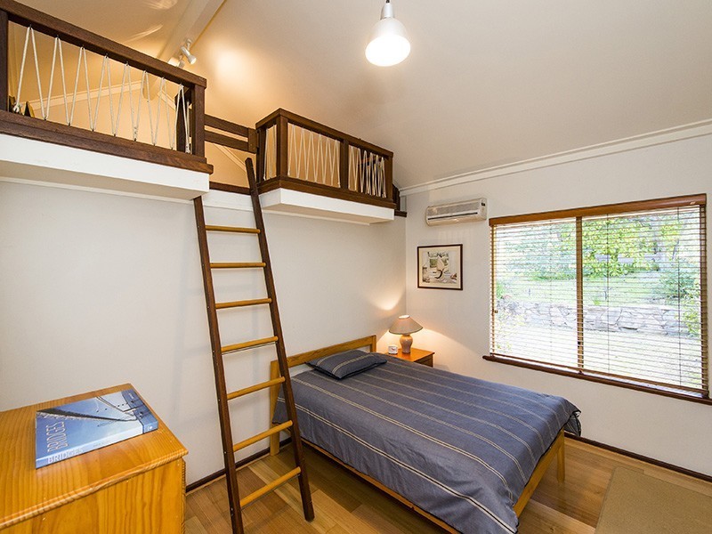 34 John Farrant Drive, Gooseberry Hill WA 6076