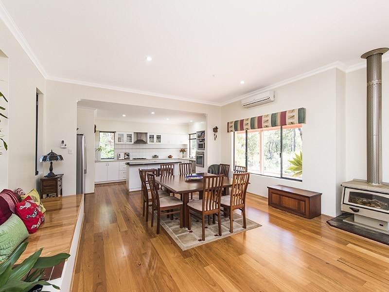 25 Punai Place, Bickley WA 6076