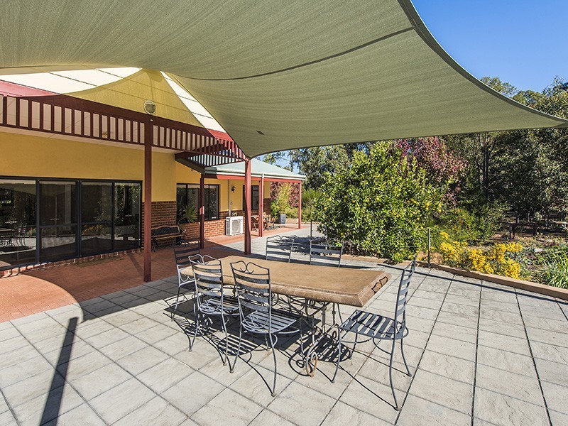 25 Punai Place, Bickley WA 6076