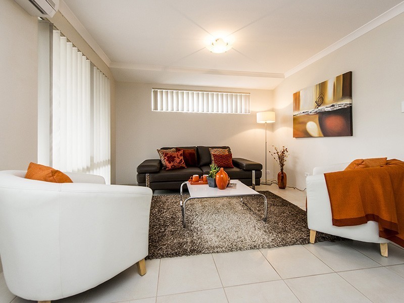 Villa 2/460 Kalamunda Road, High Wycombe WA 6057