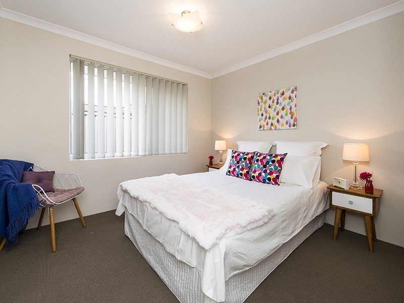 Villa 2/460 Kalamunda Road, High Wycombe WA 6057