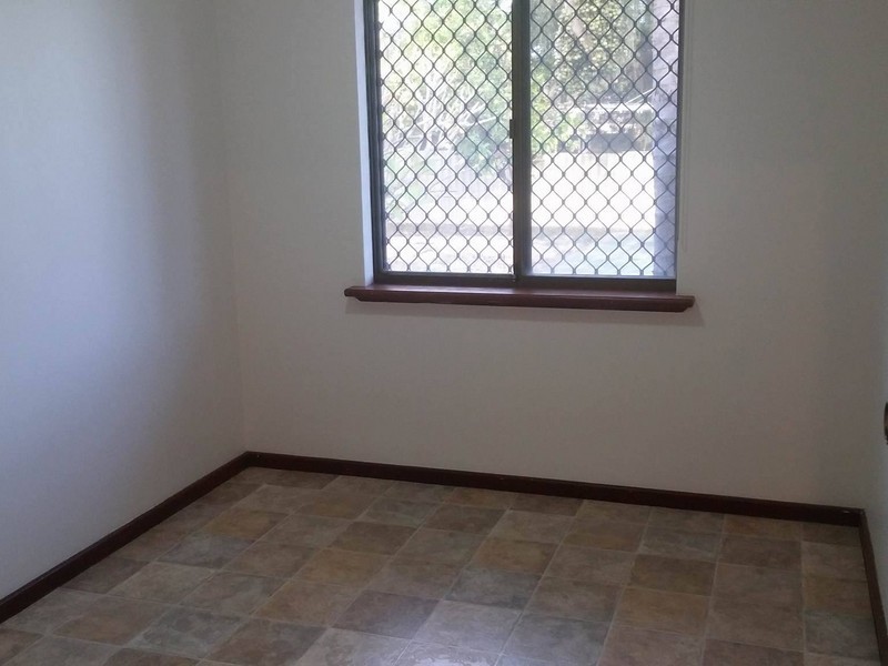 67 Calluna Way, Forrestfield WA 6058