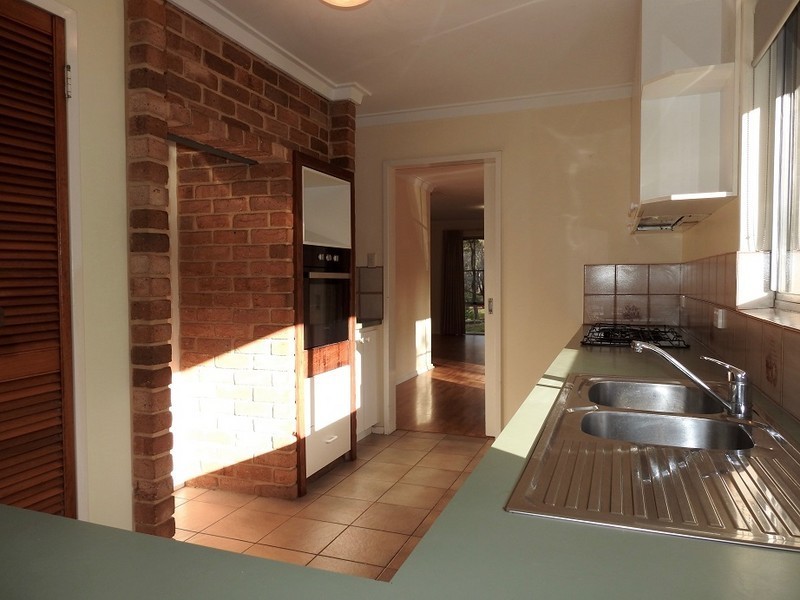 49 Hill Street, Gooseberry Hill WA 6076