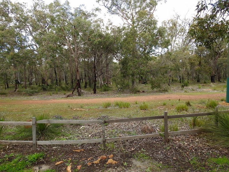 49 Hill Street, Gooseberry Hill WA 6076