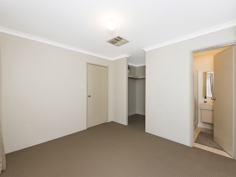 8 Munday Road, High Wycombe WA 6057
