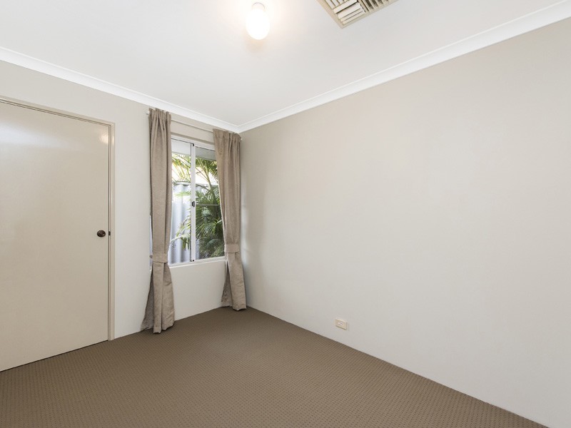 8 Munday Road, High Wycombe WA 6057