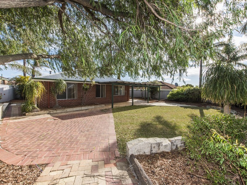 8 Munday Road, High Wycombe WA 6057