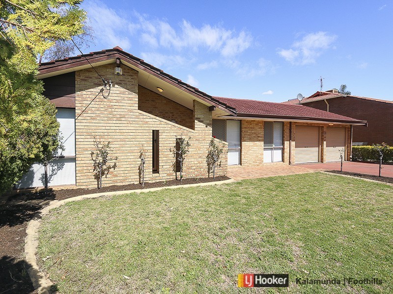 24 Cantua Way, Forrestfield WA 6058