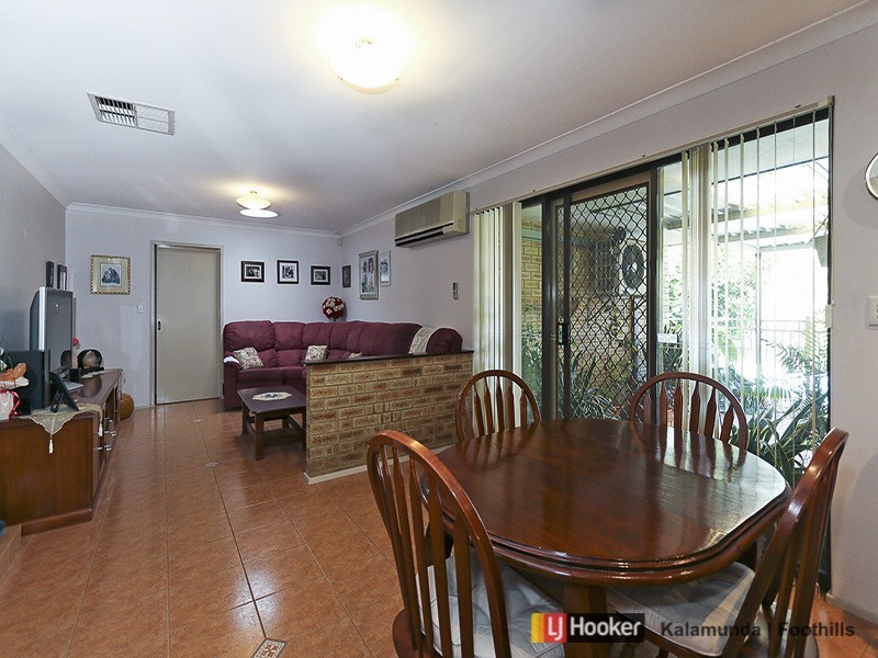 24 Cantua Way, Forrestfield WA 6058