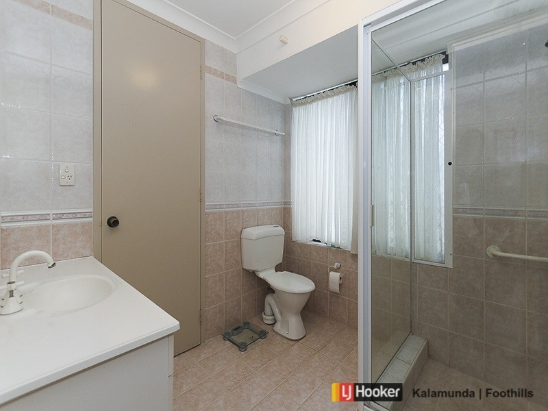 24 Cantua Way, Forrestfield WA 6058