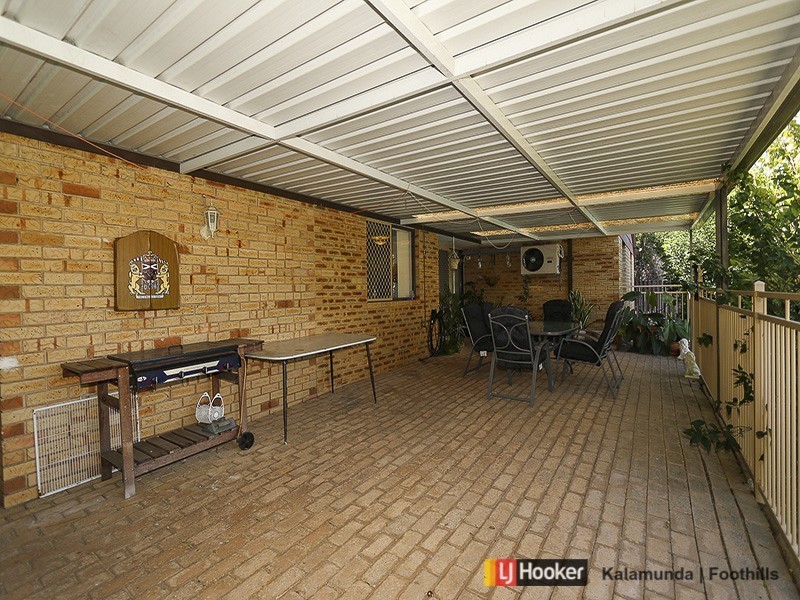 24 Cantua Way, Forrestfield WA 6058