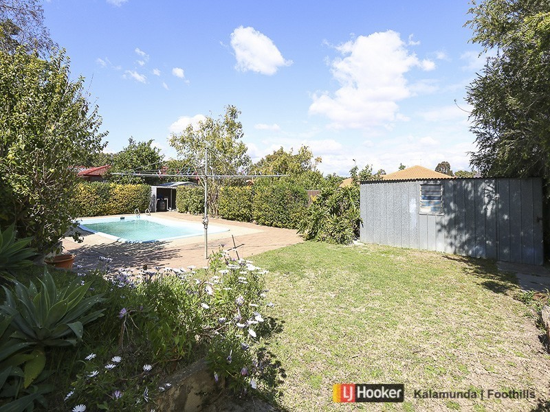 24 Cantua Way, Forrestfield WA 6058