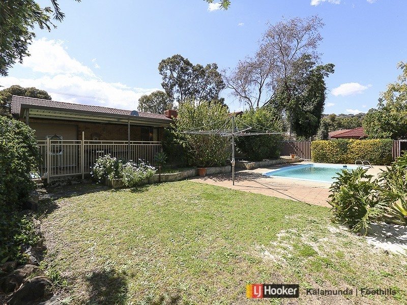 24 Cantua Way, Forrestfield WA 6058