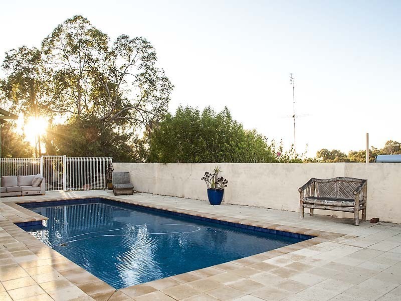 24 Sherborne Road, Gooseberry Hill WA 6076