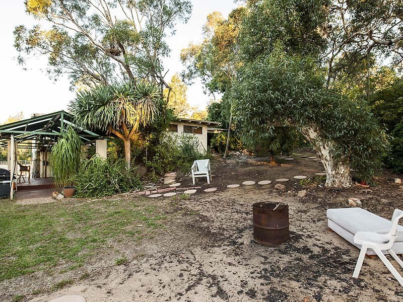 24 Sherborne Road, Gooseberry Hill WA 6076