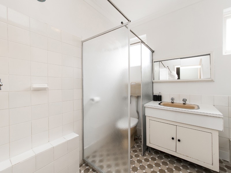 24 Gunbar Way, Kalamunda WA 6076