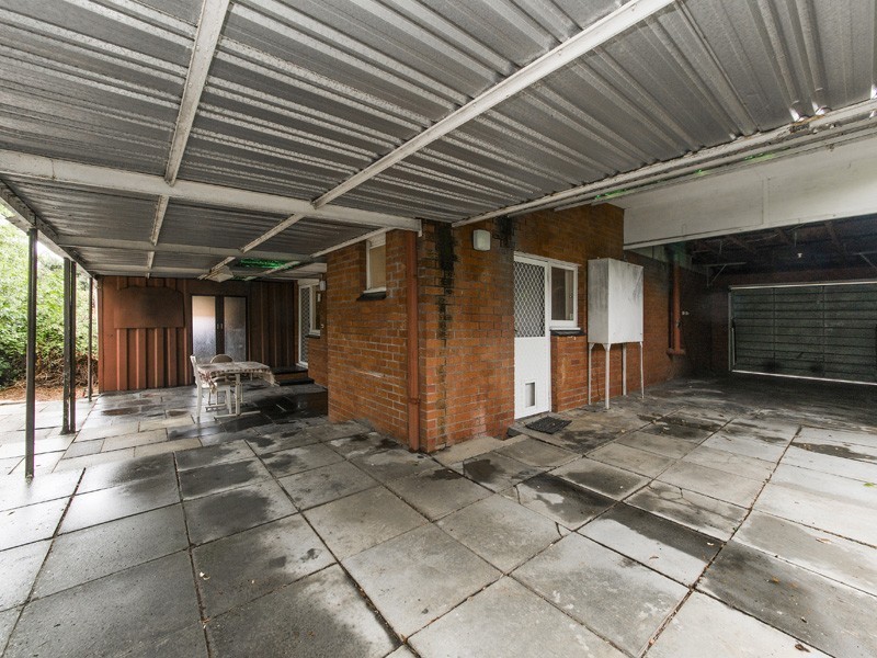 24 Gunbar Way, Kalamunda WA 6076