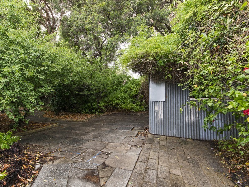 24 Gunbar Way, Kalamunda WA 6076